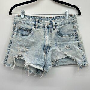 Refuge Light Wash Exposed Pockets Ripped Distressed Jean Shorts 27